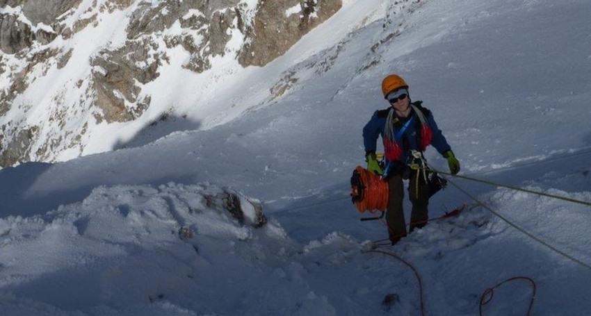 ... durch Wissenschaftler der TU München | Foto: Michael Krautblatter, TU München zugspitze permafrost messung foto michael krautblatter tu muenchen