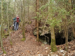 Familenhöhlenwanderung im Kathäusertal und Offnethöhlen | 2016