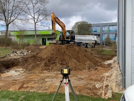 KLETTER- UND BOULDERHALLE